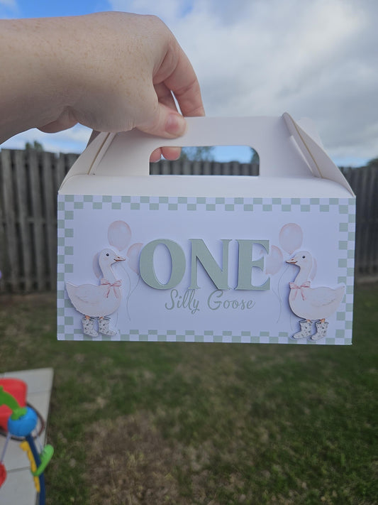 One Silly Goose Party Favour Box | Gable Treat Box | Birthday Party Supplies | Farm Animal Theme | Party Treat Boxes