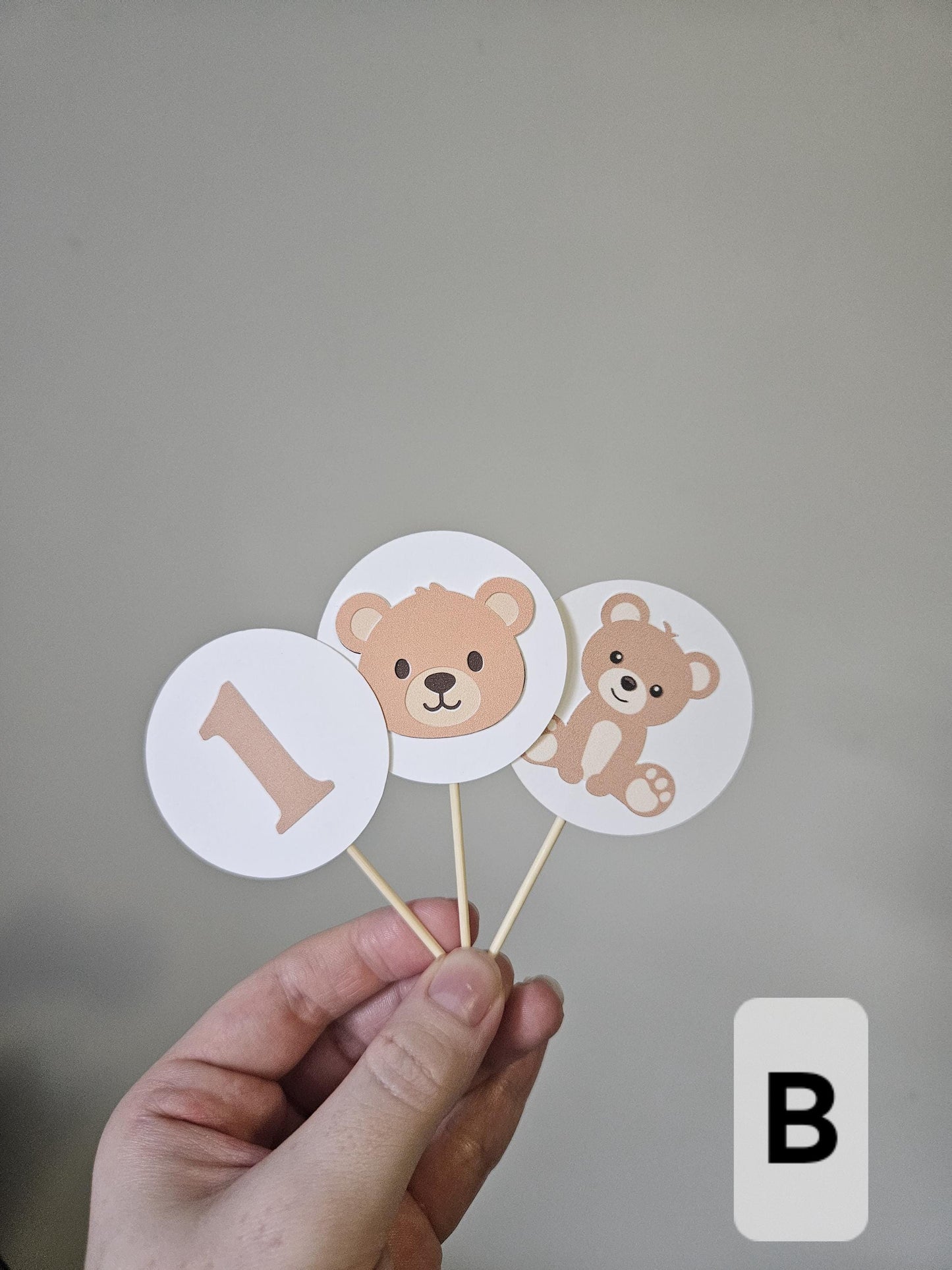 Circle backed bear cupcake toppers