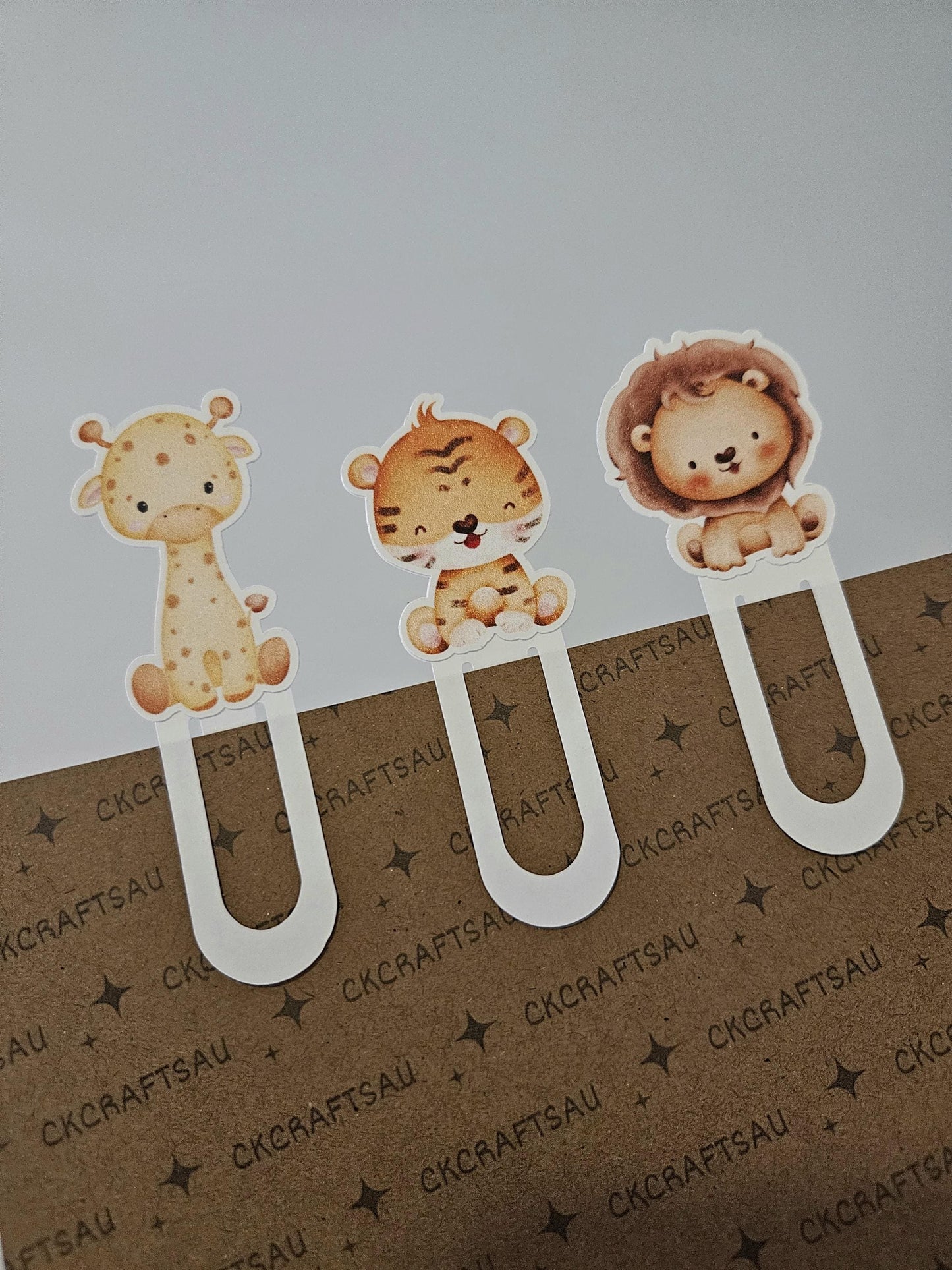 2 bookmarks giraffe, Tiger and lion