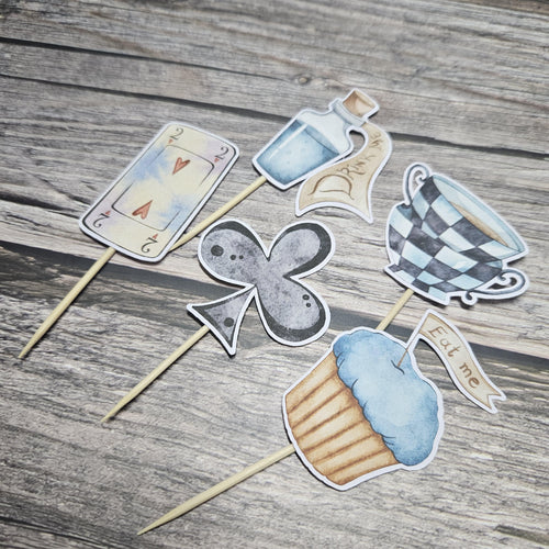 Alice in Wonderland Cupcake Toppers | Onderland Birthday Party
